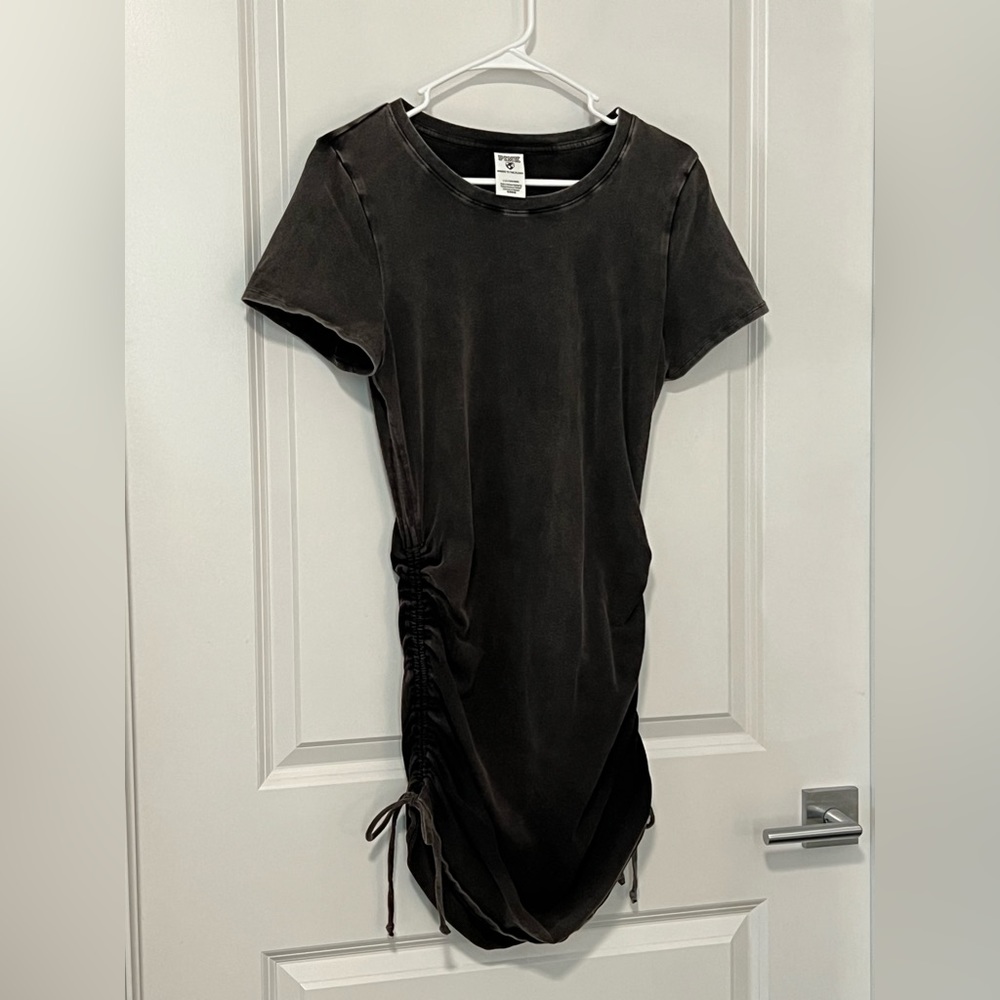 PINK T-shirt, dress, black acid, wash, print size large
